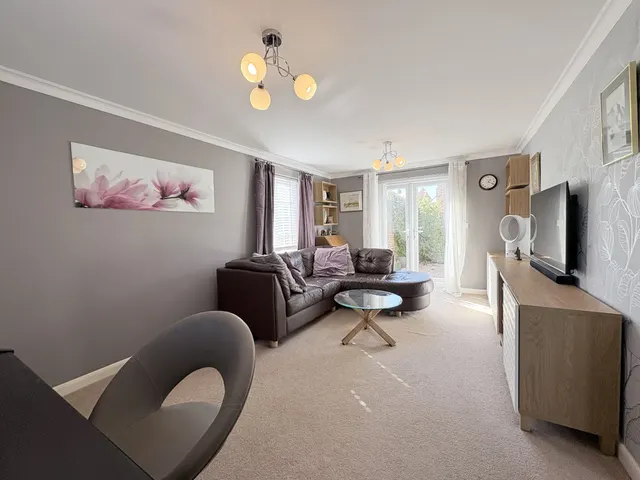Lewis Close, Kempston, MK42, photo 2