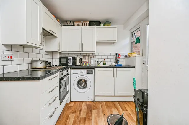 Colville Street, Liverpool, L15, photo 2