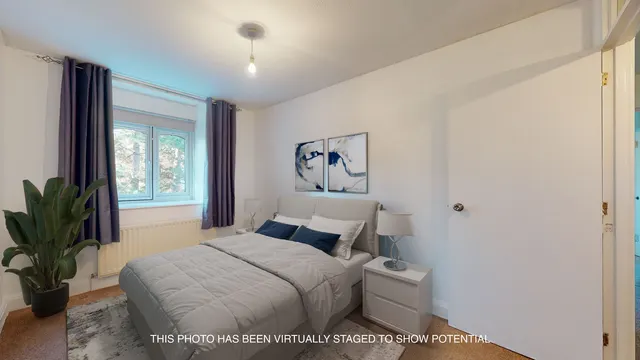 Photo 3 — Beckenham, BR3 4TL