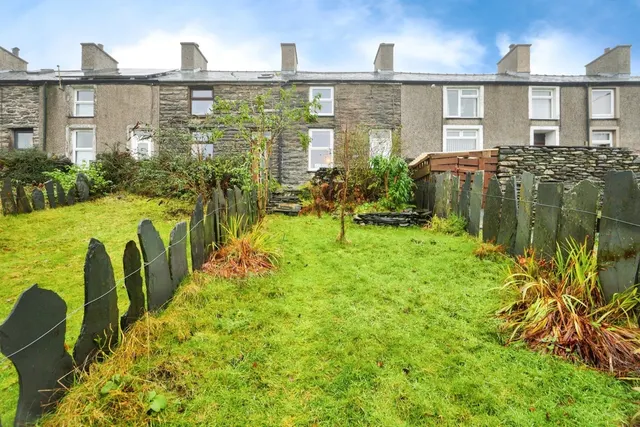 Dolrhedyn Terrace, Tanygrisiau, LL41, photo 1