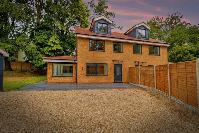 North Hill Close, Winchester, SO22, photo 1