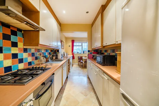 Cornwall Road, Ruislip, HA4, photo 2