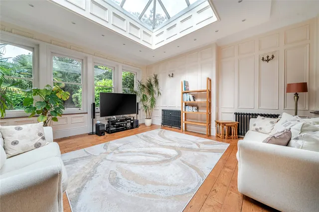 Photo 3 — Elm Road, Earley, Reading, Berkshire, RG6 5TB