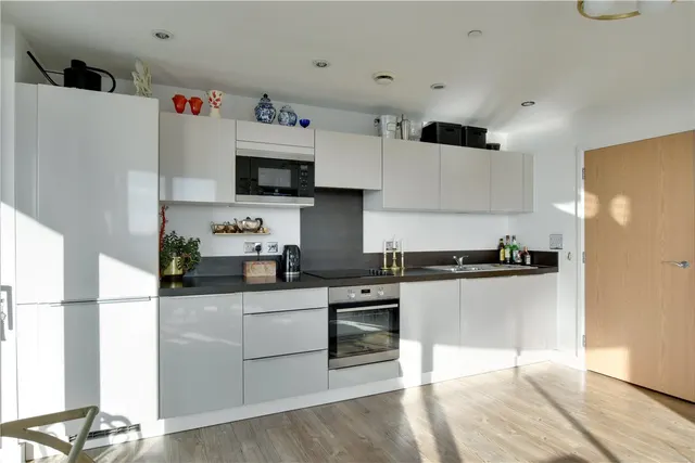 Cornmill Lane, Lewisham, SE13, photo 2