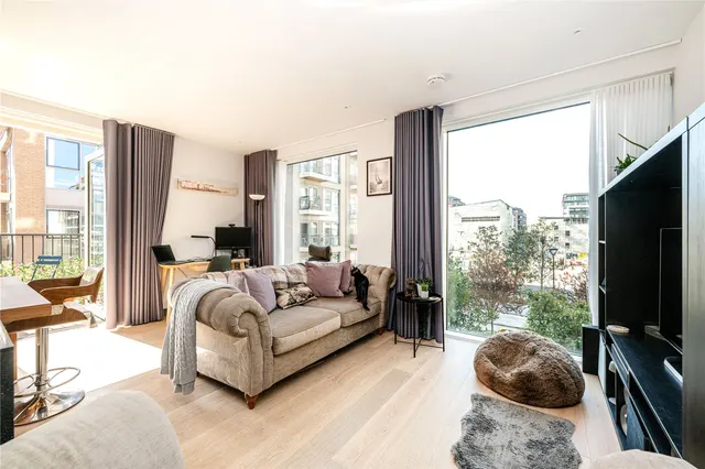 Lockgate Road, Fulham, SW6, photo 1