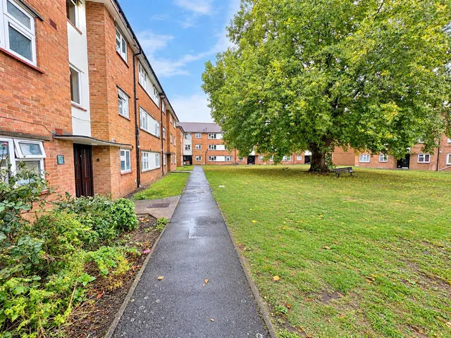 Hanover Way, Windsor, SL4, photo 1