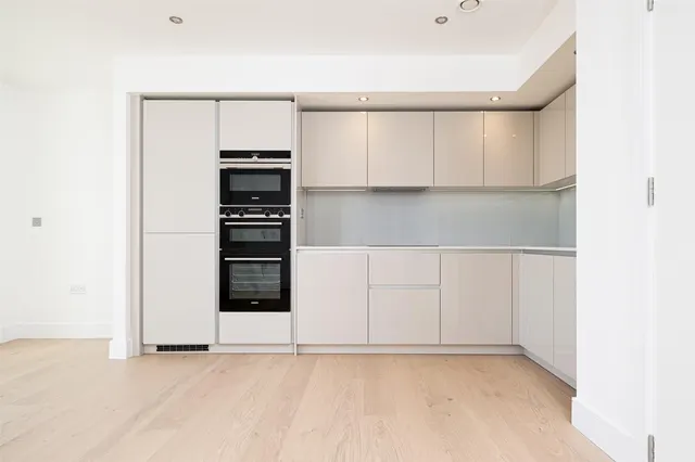 Garnet Place, West Drayton, UB7, photo 3