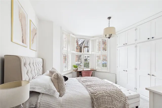 Photo 2 — Ashlake Road, London, SW16