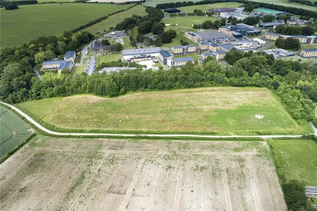 Lot 3 Land At Hookpit Farm, Kings Worthy, Winchester, Hampshire, SO21 2RR, photo 1