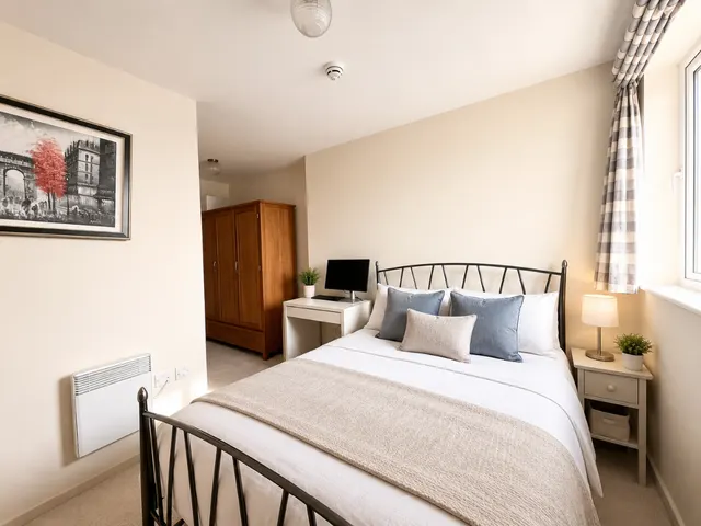 Becket House, New Road, Brentwood, photo 1