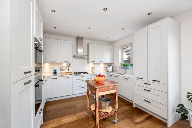 Campbell Mead, Haywards Heath, RH17, photo 3