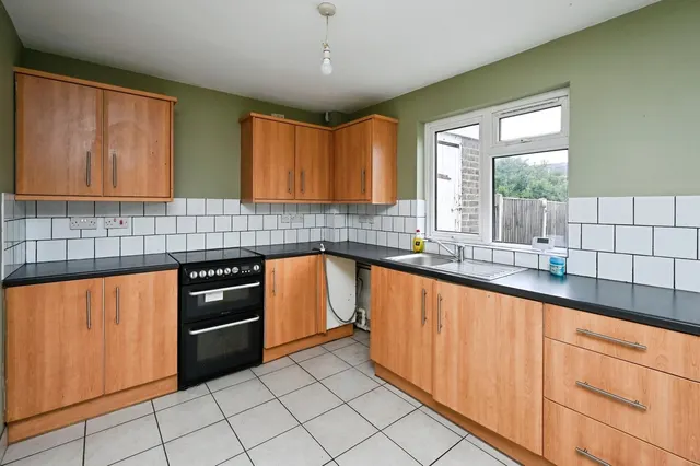 Photo 2 — Poplar Avenue, Kirkby-in-Ashfield, Nottingham, Nottinghamshire, NG17