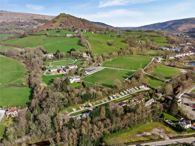 Abbey Road, Llangollen, LL20, photo 2