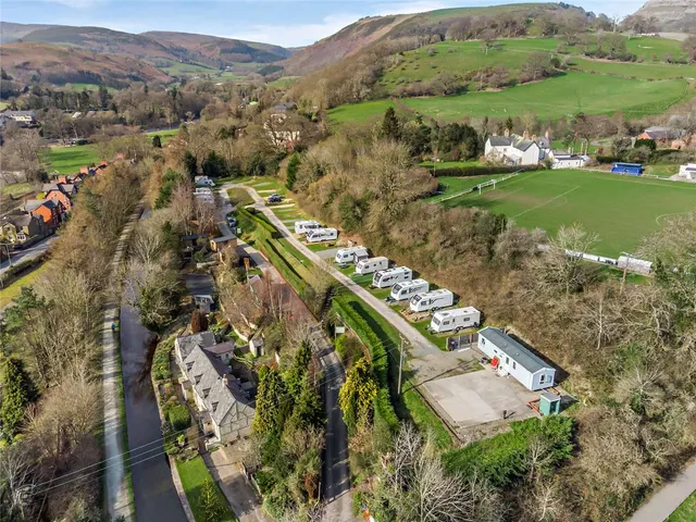 Abbey Road, Llangollen, LL20, photo 1