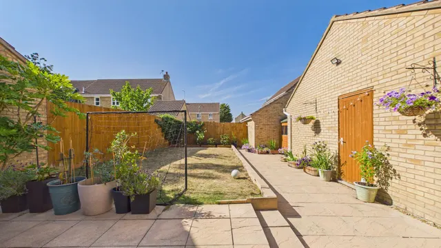 Photo 3 — Humphrys Street, Peterborough, PE2