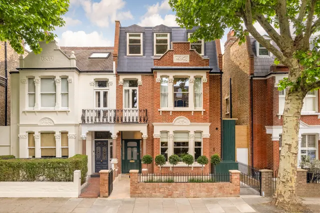 Doneraile Street, Fulham, South West London, photo 1