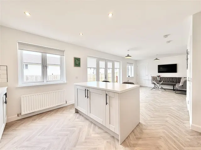 Photo 3 — Shorthorn Terrace, Hamilton, Hamilton, Lanarkshire, ML3 8SH