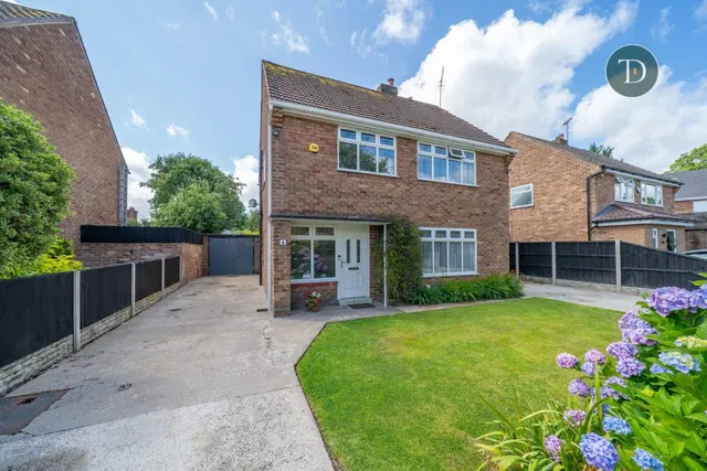 The Paddock, Great Sutton, CH66 2NW, photo 1