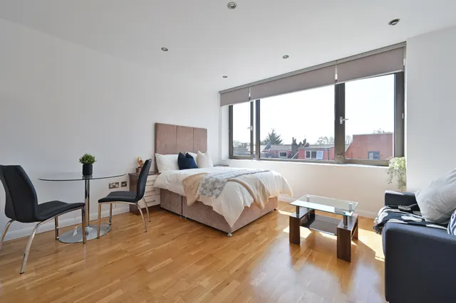 Photo 2 — Flat 36, Carnegie House, Harrow
