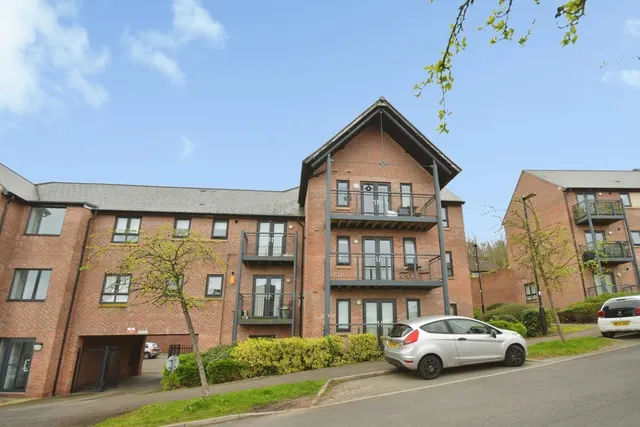 Honeysuckle Road, SHEFFIELD, South Yorkshire, S5, photo 1