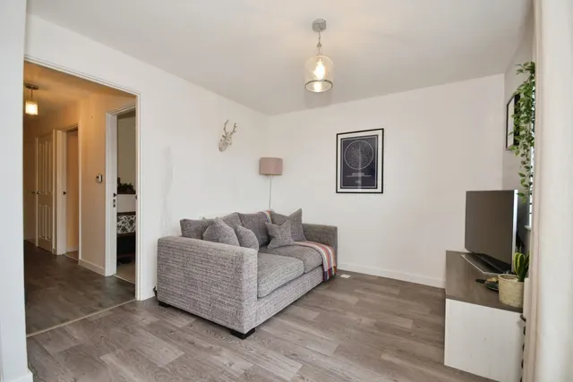 Photo 3 — Honeysuckle Road, SHEFFIELD, South Yorkshire, S5