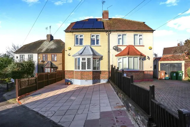 Blenheim Road, Sutton, SM1 2PX, photo 1