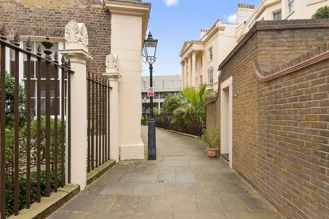 Peto Place, Regent's Park, NW1, photo 1