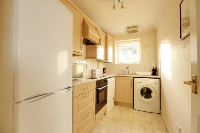 De Quincey Mews, London, E16, photo 2