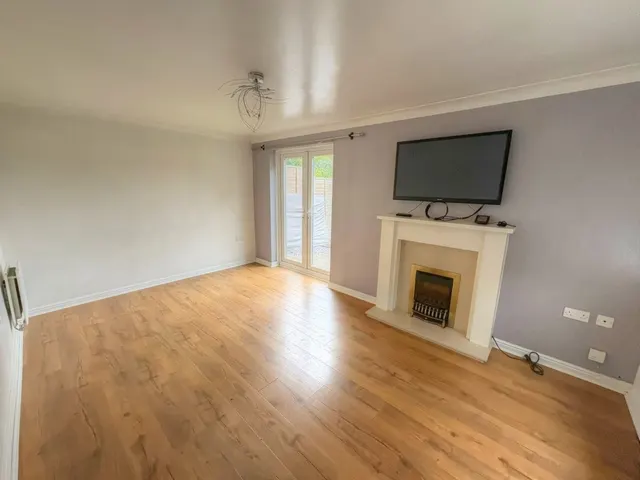 Photo 3 — Parkedge Close, Leigh, Lancashire