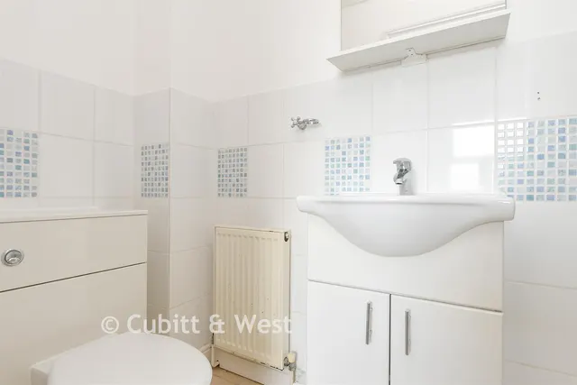 Croydon Road, Reigate, RH2, photo 3