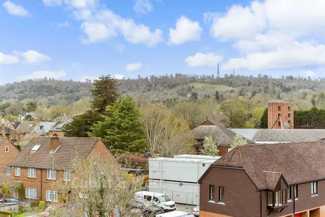 Croydon Road, Reigate, RH2, photo 2