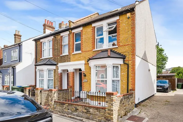 Oaklands Road, Bexleyheath, DA6, photo 1