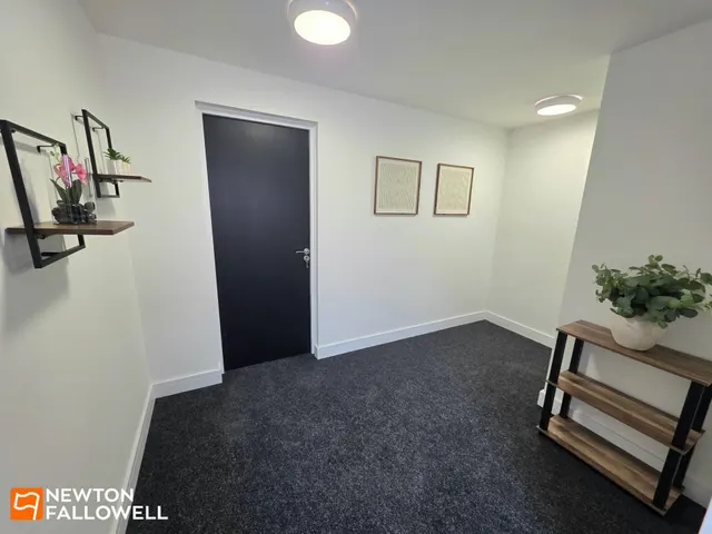 Old Mill Lane, Industrial Estate, NG19, photo 1