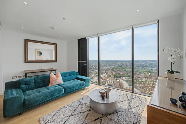 Photo 2 — Apartment 3607, The Strata, 8 Walworth Road, London