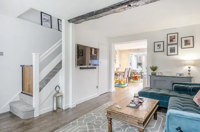 Queens Head Cottages, Whielden Gate Fees Apply, HP7, photo 2