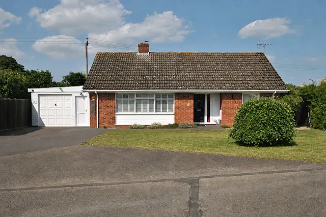 Thorns Close, Wickhambrook, Newmarket, CB8 8YD, photo 1