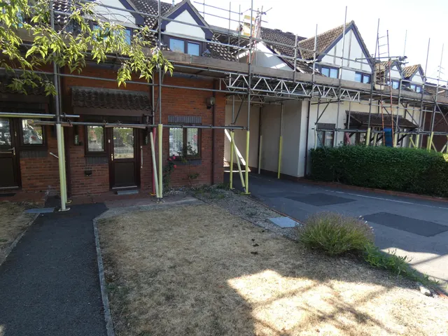 London Road, Amesbury, SP4, photo 1