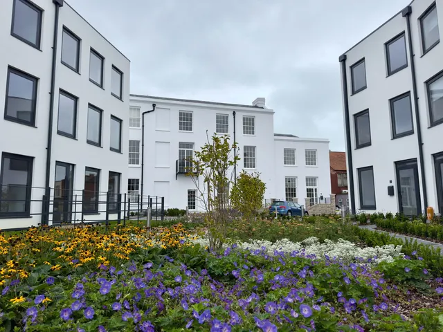 2 bedroom flat — Orchard Mews, Ramsgate, CT11