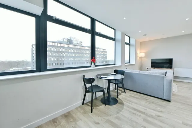 Seymour Grove, Manchester, M16, photo 2