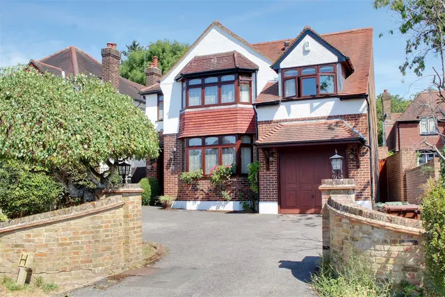 Mountway,, Potters Bar EN6 1ER, photo 1