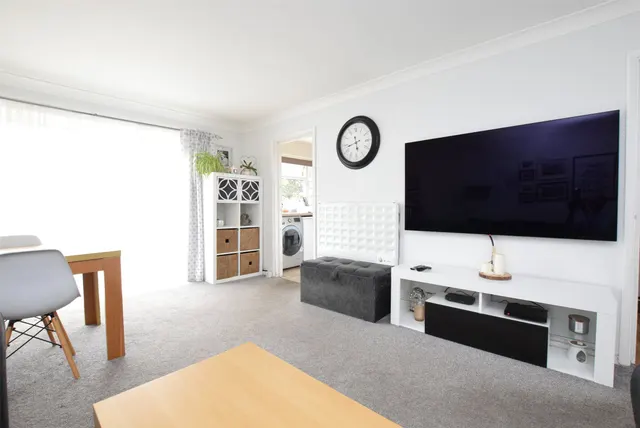 Photo 2 — Royle Close, Romford, RM2 5PS