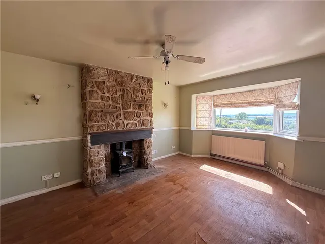Shuttlewood Road, Bolsover, S44, photo 3