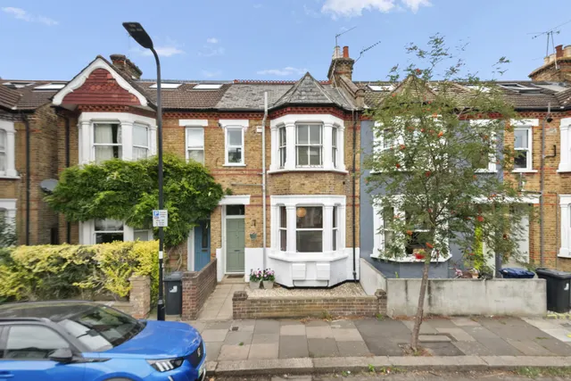 Elthorne Avenue, Hanwell, W7 2JY, photo 1