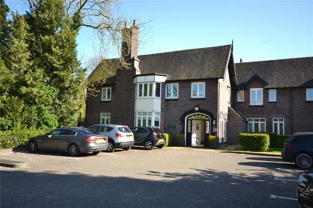 Manor Farm Drive, Tittensor, Staffordshire, ST12, photo 1