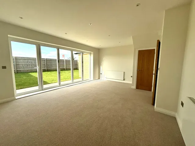 Devitt Drive, Crossways, DT2, photo 2