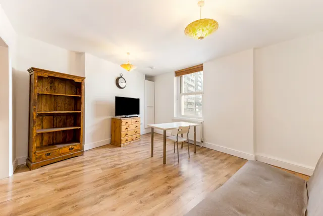 Drummond Street, London, NW1, photo 1
