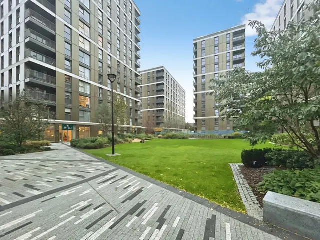 Eden Grove, Staines-Upon-Thames, TW18, photo 3