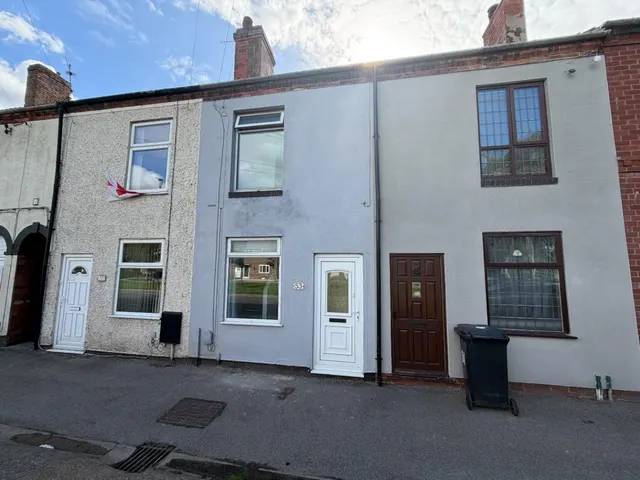 2 bedroom house — Langwith Road, Bolsover, Chesterfield