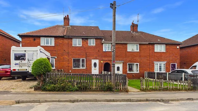 Bell Street, Upton, WF9, photo 3