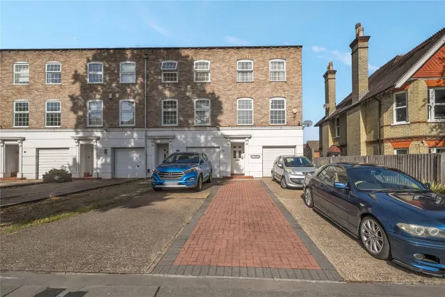 Park Avenue, Bromley, BR1, photo 1